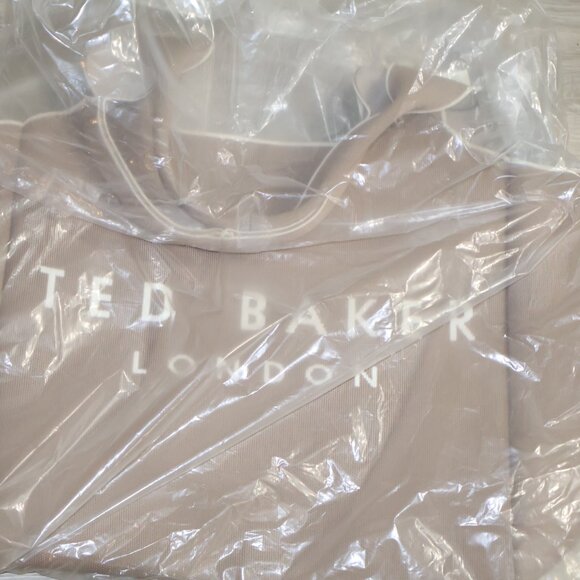 TED BAKER London Nora Knit Beige/Taupe Logo Tote LARGE NWT - Picture 8 of 13
